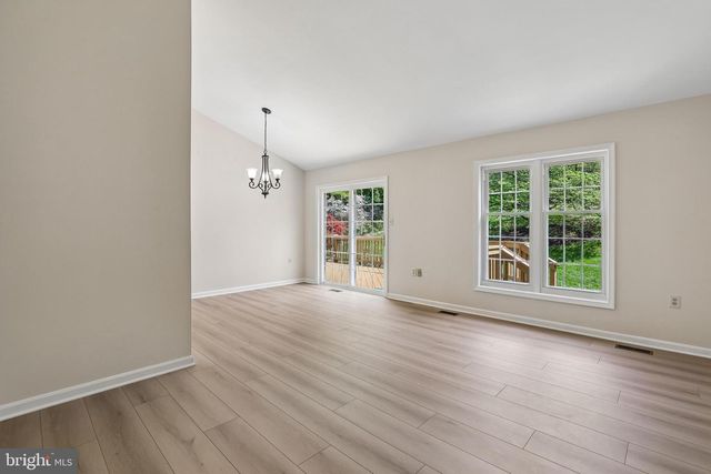 2701 REIGN ST, Herndon, VA 20171
