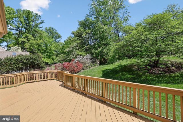 2701 REIGN ST, Herndon, VA 20171