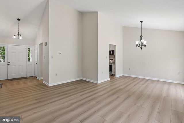 2701 REIGN ST, Herndon, VA 20171