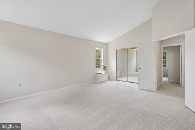 2701 REIGN ST, Herndon, VA 20171