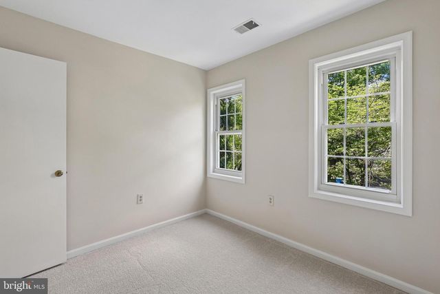 2701 REIGN ST, Herndon, VA 20171