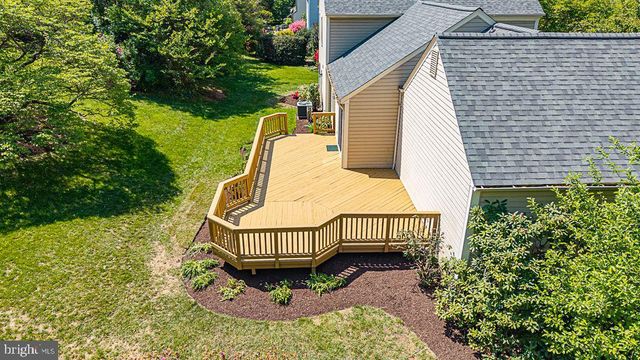 2701 REIGN ST, Herndon, VA 20171
