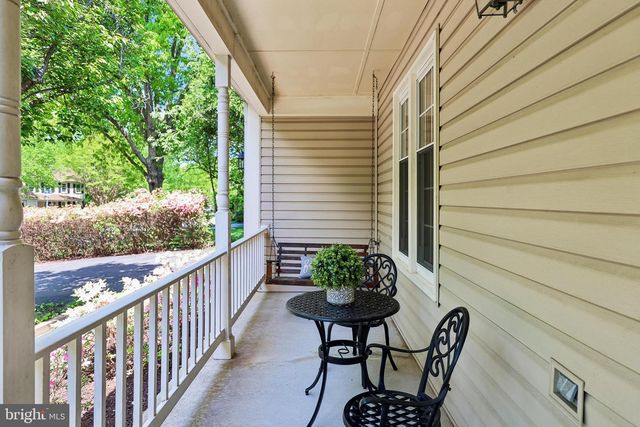 2701 REIGN ST, Herndon, VA 20171