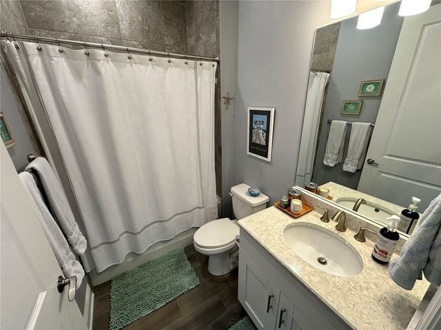 7730 34TH AVE W 303, Bradenton, FL 34209