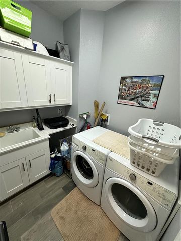 7730 34TH AVE W 303, Bradenton, FL 34209