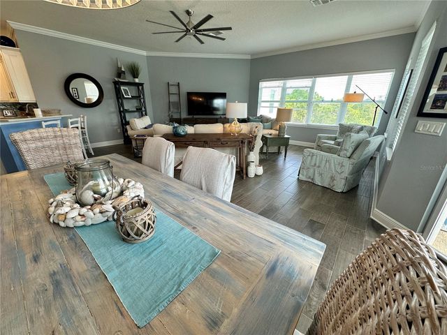 7730 34TH AVE W 303, Bradenton, FL 34209