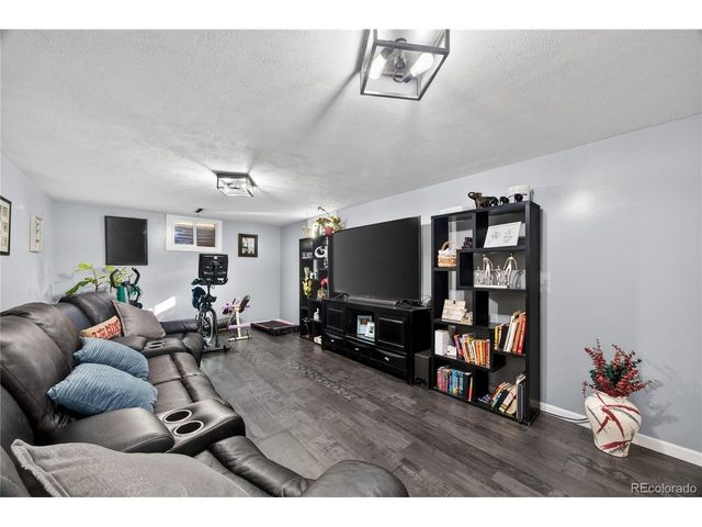 2523 W 14th Street Rd, Greeley, CO 80634