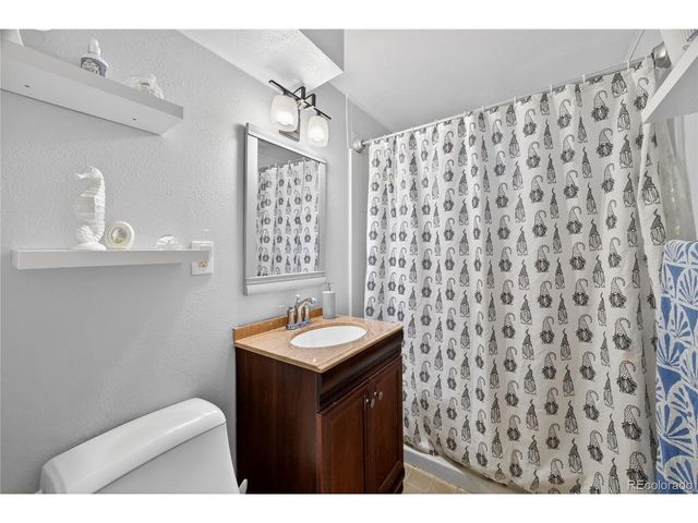 2523 W 14th Street Rd, Greeley, CO 80634