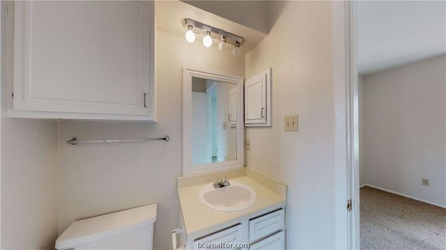 307 Manuel Drive C, College Station, TX 77840