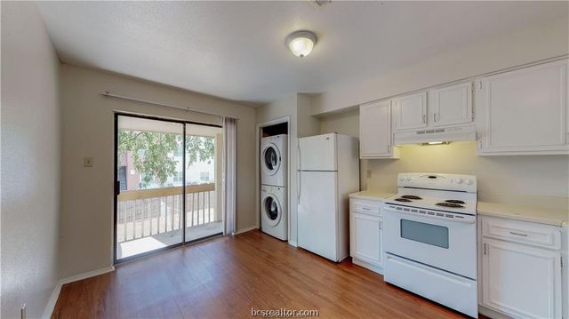 307 Manuel Drive C, College Station, TX 77840