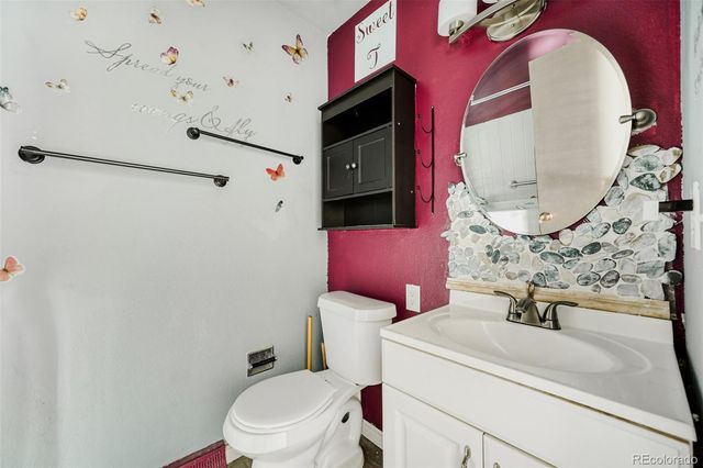 1168 Nucla Street, Aurora, CO 80011