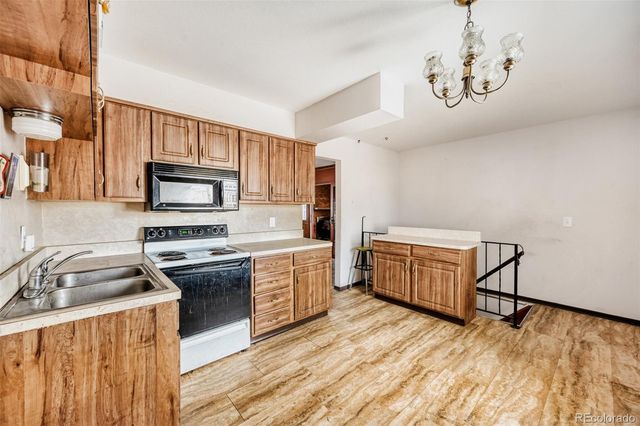 1168 Nucla Street, Aurora, CO 80011