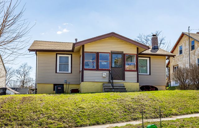 328 Forest Avenue, Des Moines, IA 50314