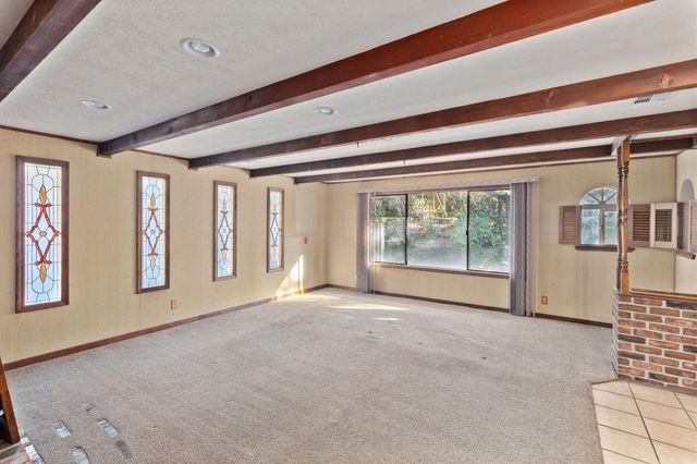 301 Canyon Drive, Grants Pass, OR 97527