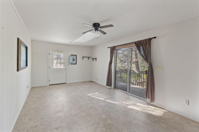 301 Canyon Drive, Grants Pass, OR 97527