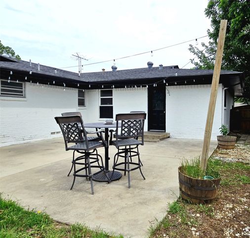 2953 Bay Oaks Drive, Dallas, TX 75229