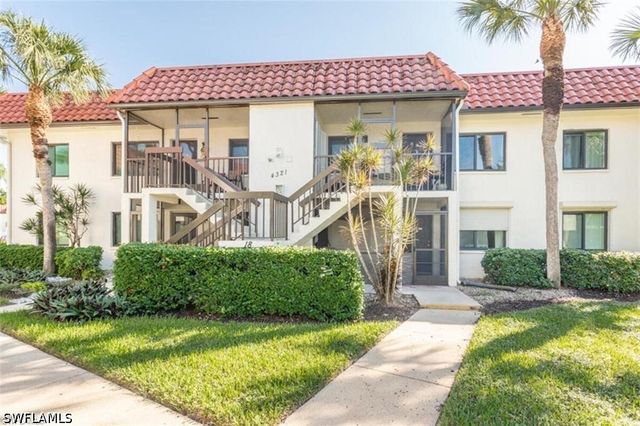 4321 27th CT SW 202, Naples, FL 34116