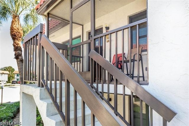 4321 27th CT SW 202, Naples, FL 34116