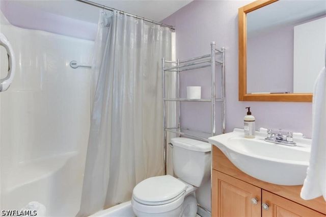 4321 27th CT SW 202, Naples, FL 34116