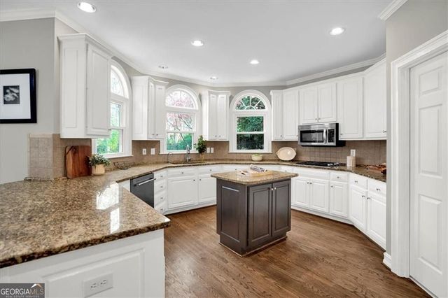 5830 Brookstone Walk NW, Acworth, GA 30101