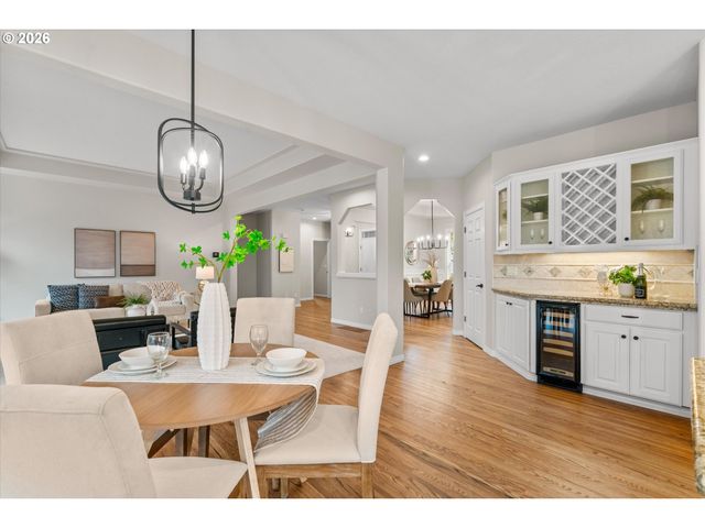 9591 Nw MARVIN Ln, Portland, OR 97229