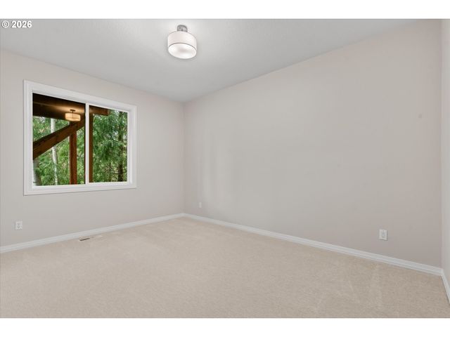 9591 Nw MARVIN Ln, Portland, OR 97229