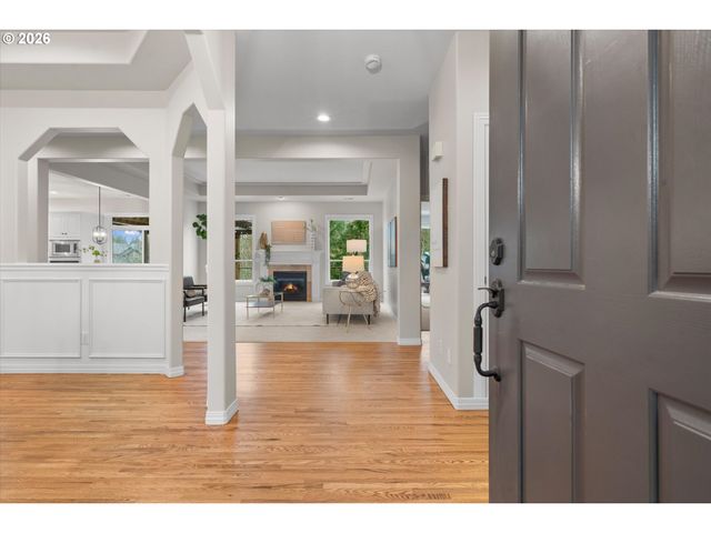 9591 Nw MARVIN Ln, Portland, OR 97229