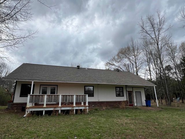 1685 FAIRWAY DR, Saulsbury, TN 38067