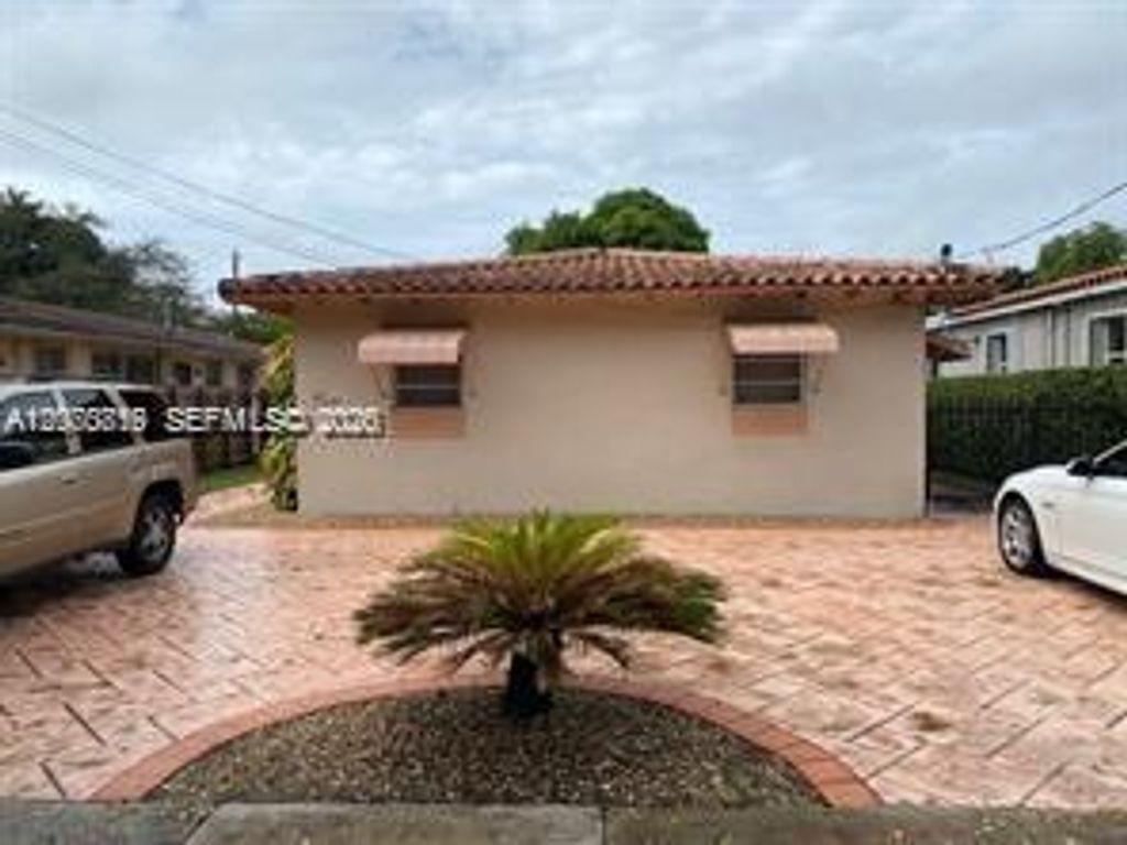 1112 SW 65th Avenue back, West Miami, FL 33144