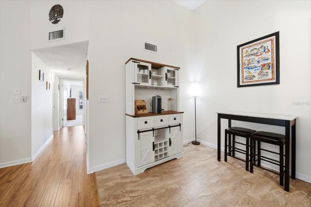 3301 CRYSTAL COURT E Unit M, Palm Harbor, FL 34685