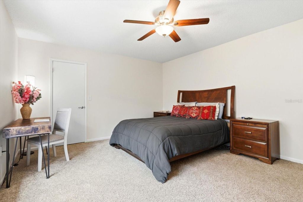 Image 23 of property listing at 3301 CRYSTAL COURT E Unit M, Palm Harbor, FL 34685