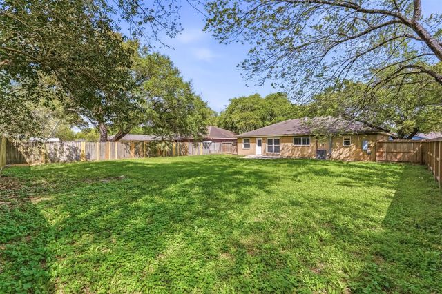 12607 Dakar Drive, Houston, TX 77065