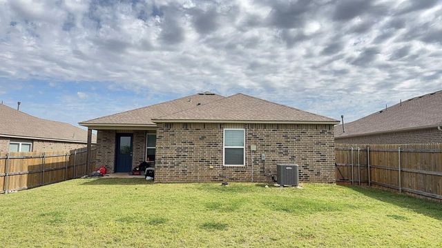 11624 NW 95th Street, Yukon, OK 73099