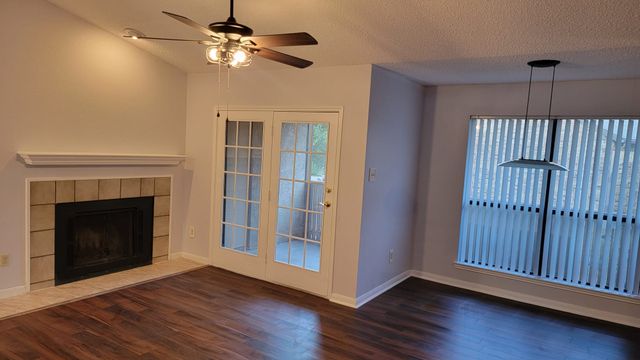 2103 Friendly Drive 3222, Arlington, TX 76011