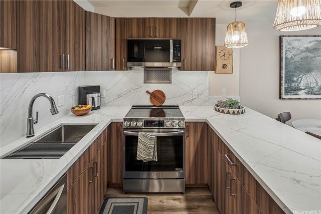 1350 Ala Moana Boulevard 2111, Honolulu, HI 96814