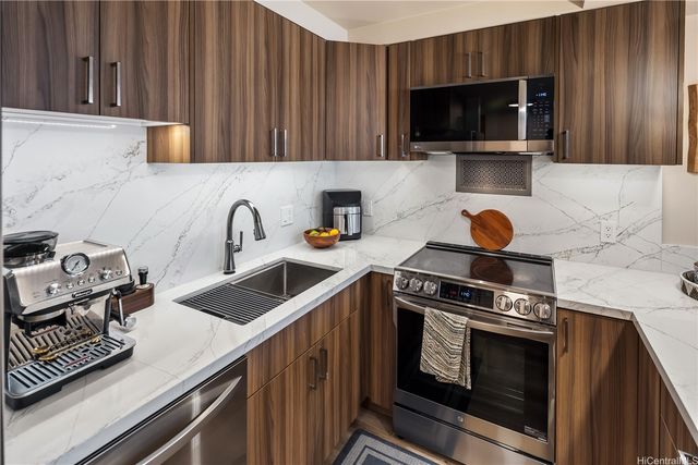1350 Ala Moana Boulevard 2111, Honolulu, HI 96814