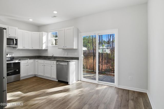 1550 Murre Court SE, Bolivia, NC 28422