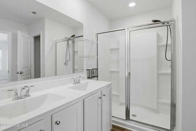 1550 Murre Court SE, Bolivia, NC 28422