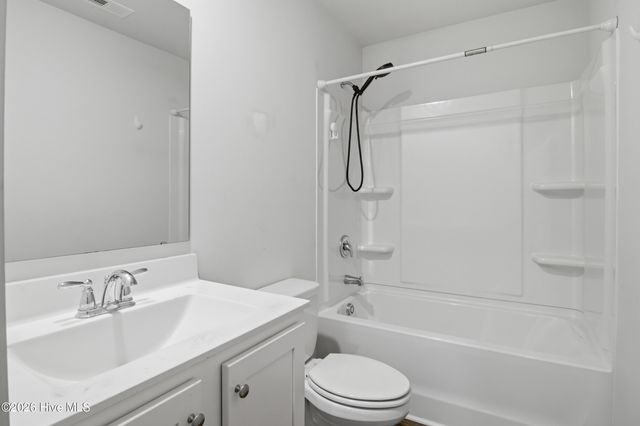 1550 Murre Court SE, Bolivia, NC 28422