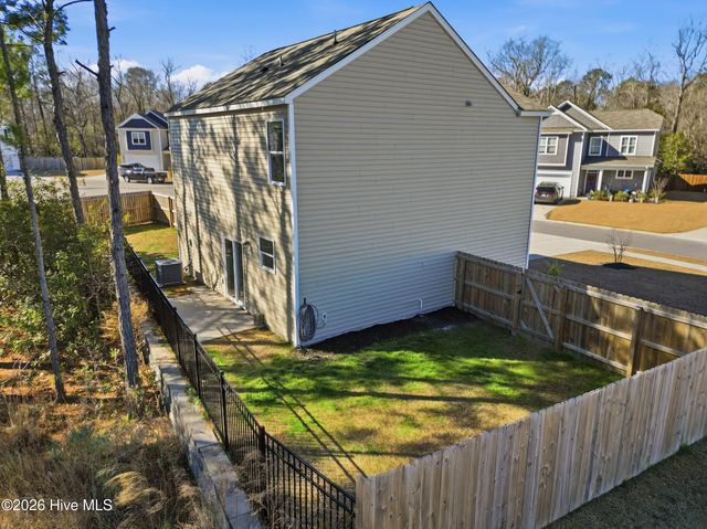 1550 Murre Court SE, Bolivia, NC 28422