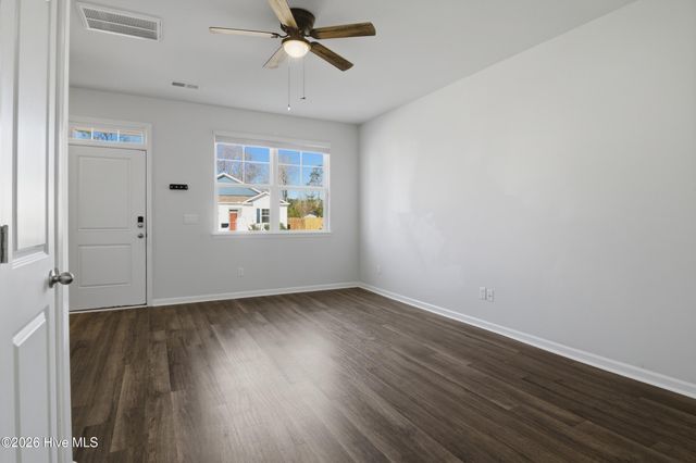 1550 Murre Court SE, Bolivia, NC 28422