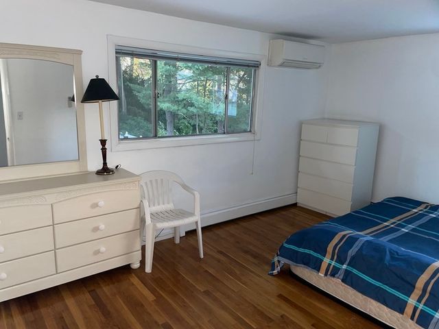 105 Blake St, Needham, MA 02492