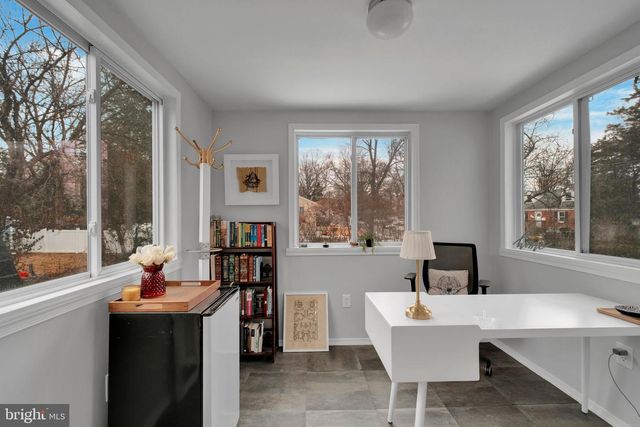 4810 FOX ST, College Park, MD 20740