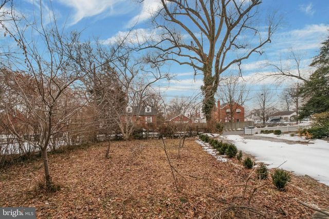 4810 FOX ST, College Park, MD 20740