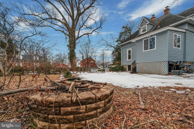 4810 FOX ST, College Park, MD 20740