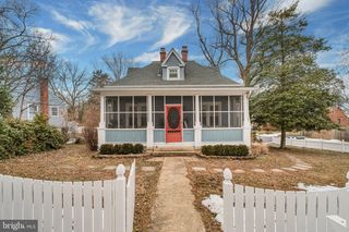 4810 FOX ST, College Park, MD 20740