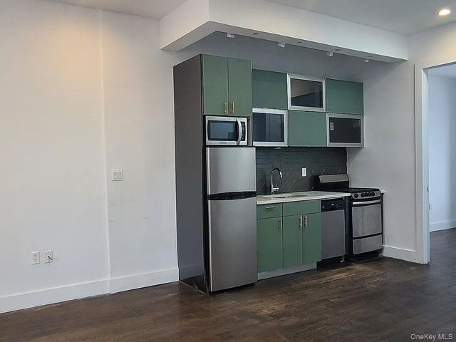 550 Howard Avenue 2R, Brooklyn, NY 11233
