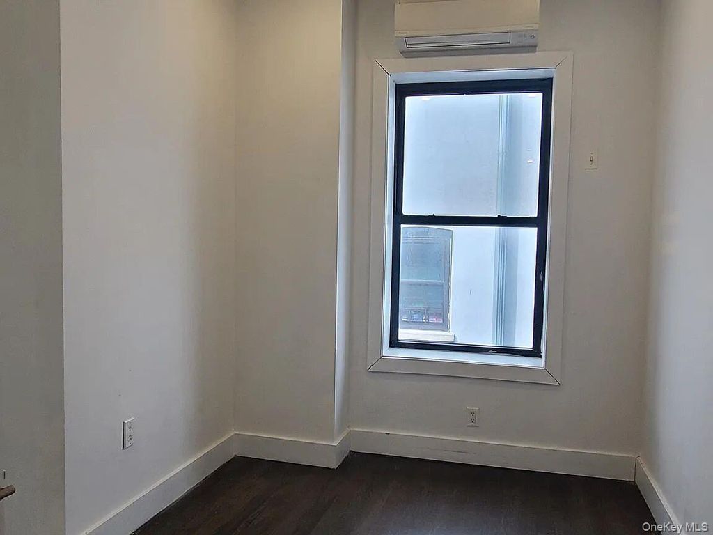 550 Howard Avenue 2R, Brooklyn, NY 11233