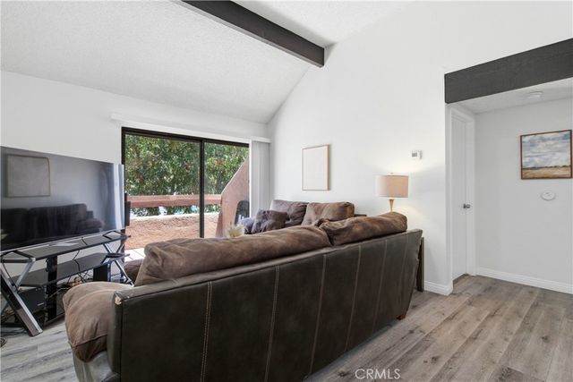 1500 West Edgehill Road 20, San Bernardino, CA 92405