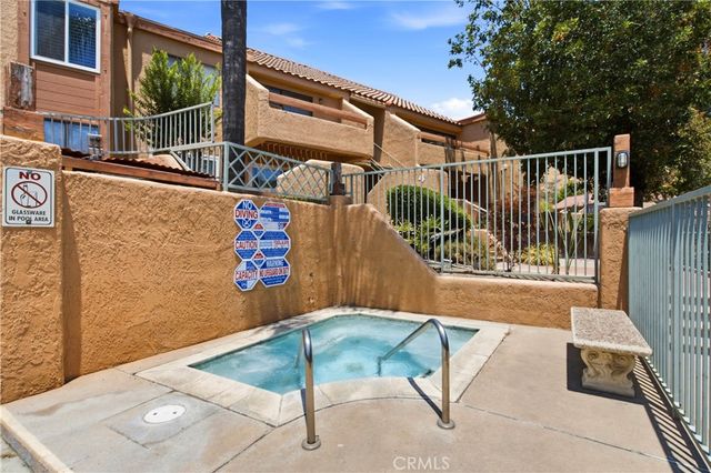 1500 West Edgehill Road 20, San Bernardino, CA 92405